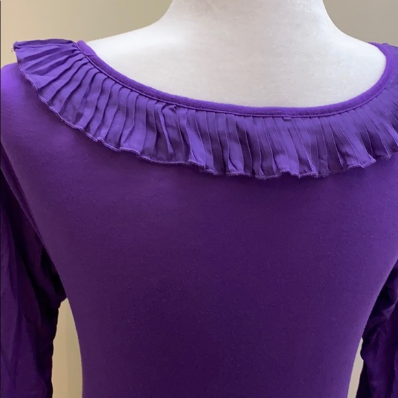 H&M ruffle accent scoop neck stretch purple top - Picture 4 of 8